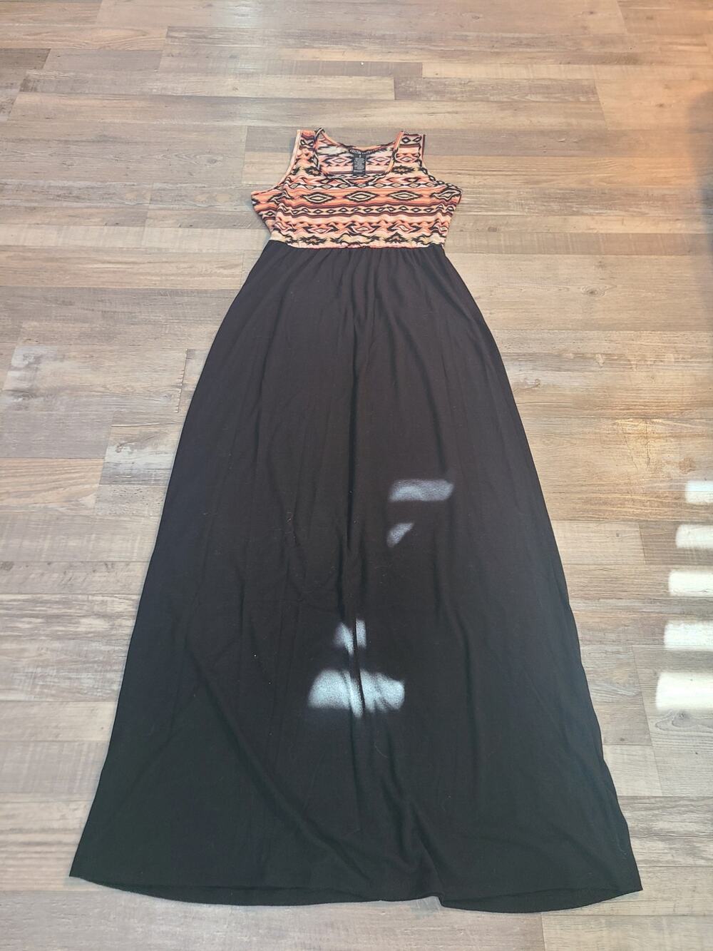 Kristin nicole small womens tribal print and black maxi dress